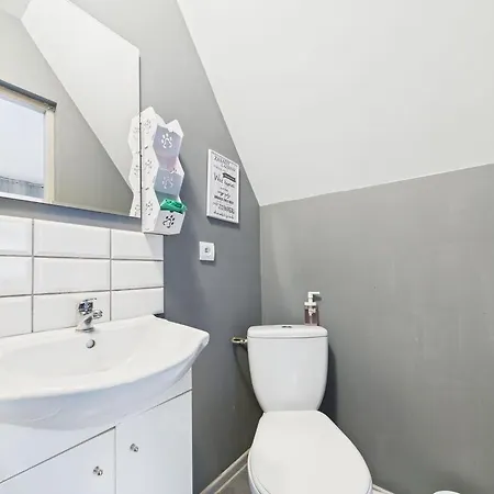 Przystan Jastrzebia Z Alpakami Holiday home